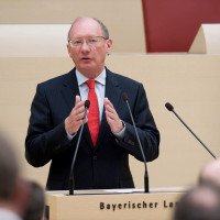 Franz Maget, Urgestein der bayerischen SPD, kommt am 13.10. nach Karlstadt (Bild: http://maget.de/fotos.htm).